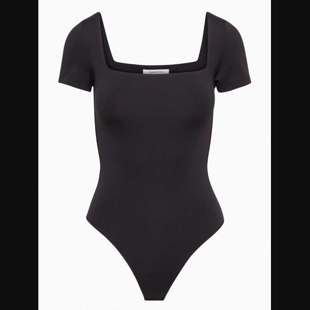 *NWT* Babaton Contour Squareneck Shortsleeve Bodysuit S